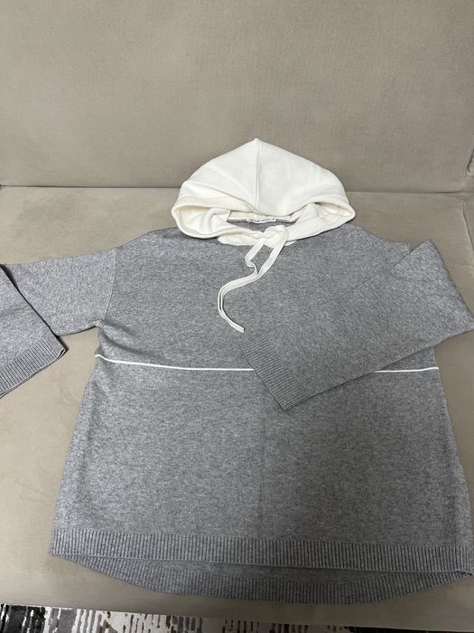 Продам спорт кофту