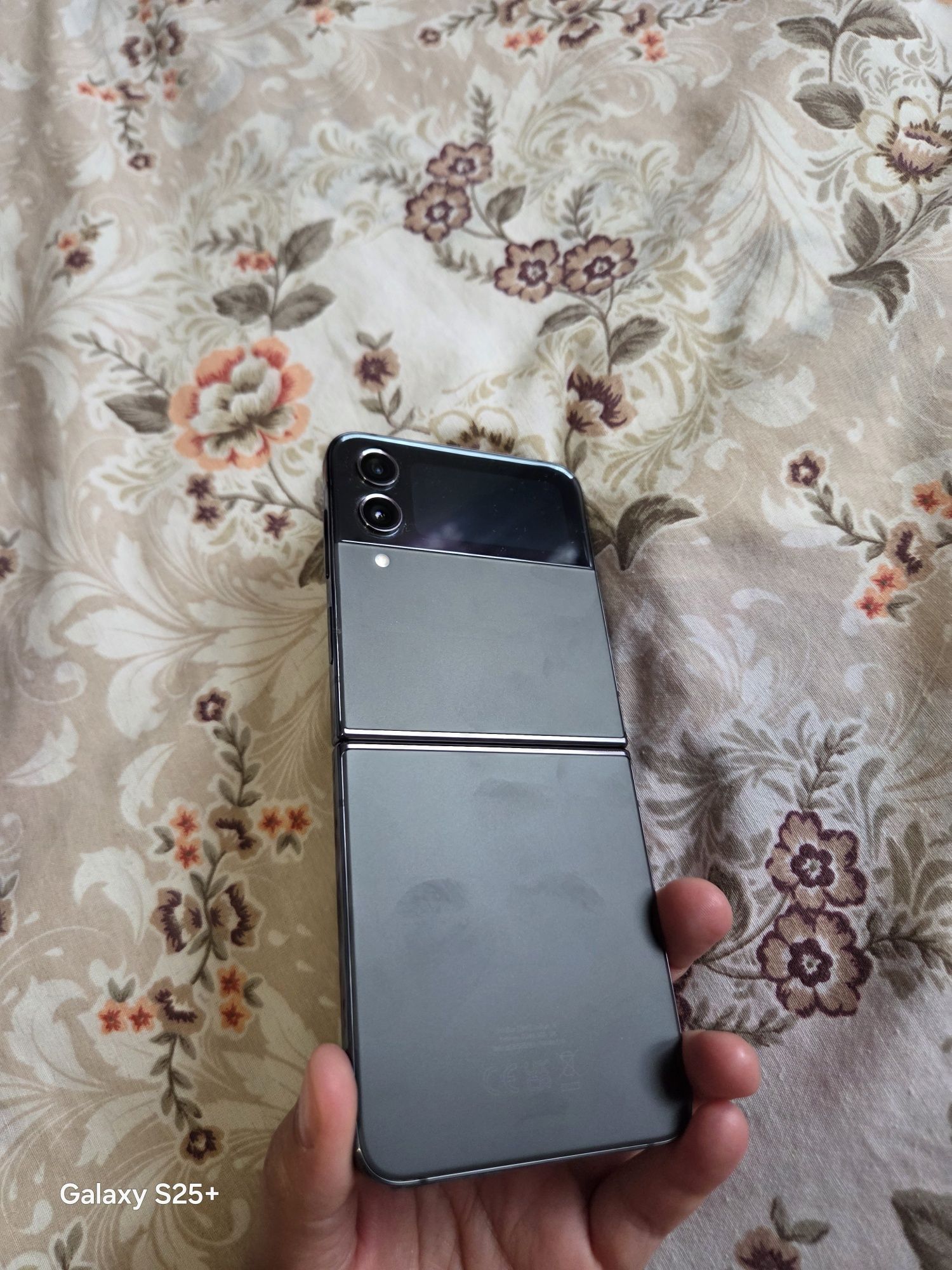 Samsung  zflip 4