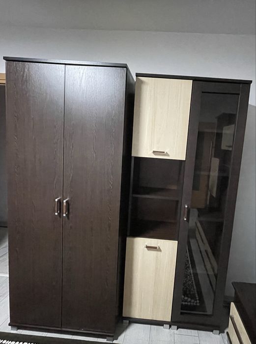 Vand mobila de sufragerie