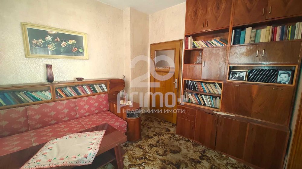 Продава се Етаж от къща в Велико Търново, Център - 103 кв.м за 1263 €/кв.м - Снимка #2