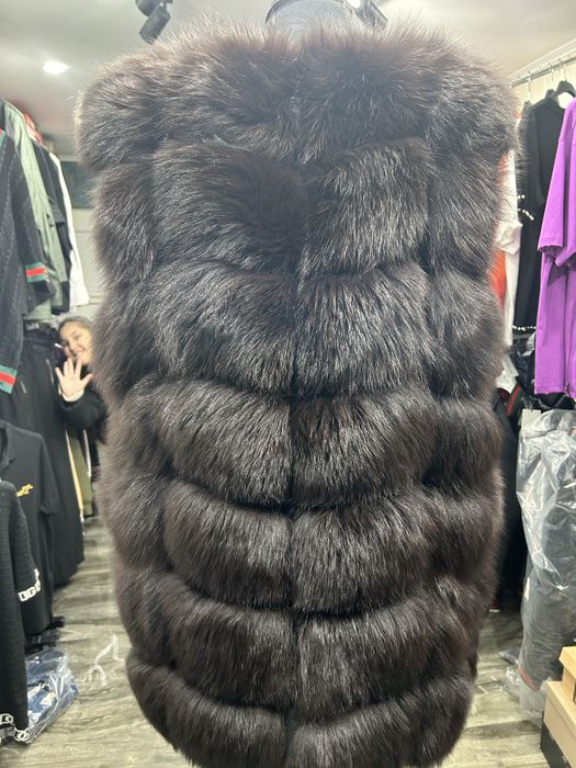 Vesta blana de dama