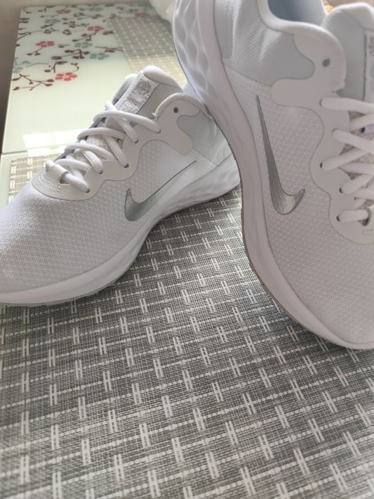 Nike мъжки маратонки Revolution 6