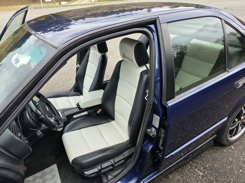 Bmw e 36 sedan restaurat.