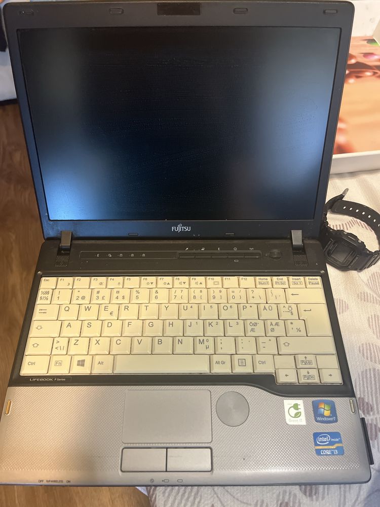 Лаптоп Fujitsu Lifebook P702