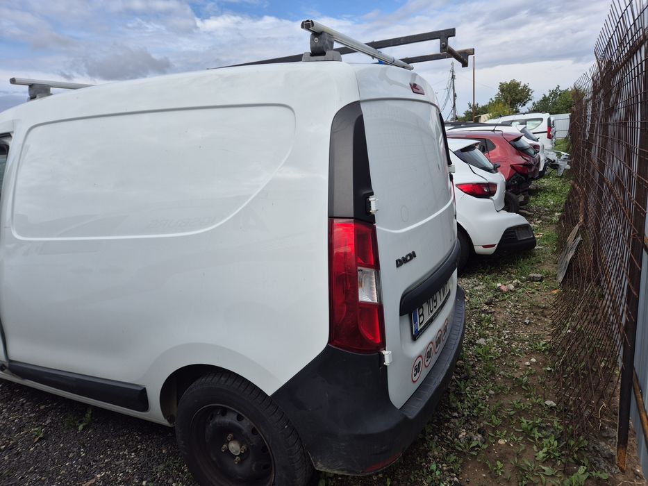 Dacia dokker lovit avariat