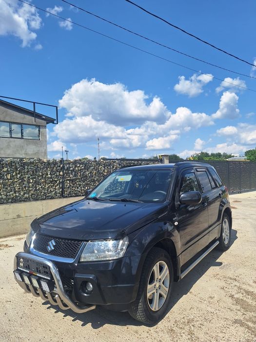Vând sau schimb Suzuki grand Vitara 1.9ddis