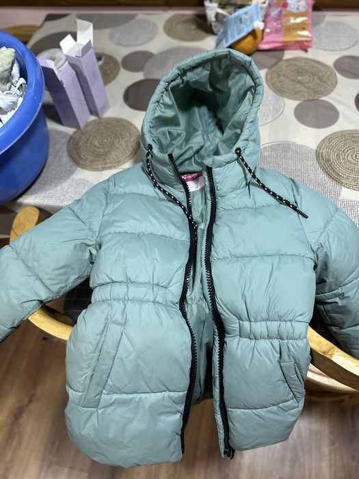 Куртка для девочки 7-9 лет