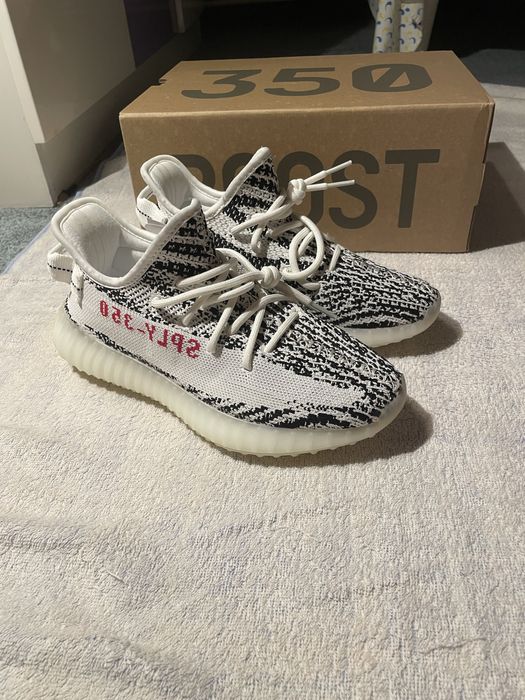 Yeezy 350 Boost Zebra