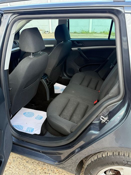 SKODA Octavia~ 2012~
