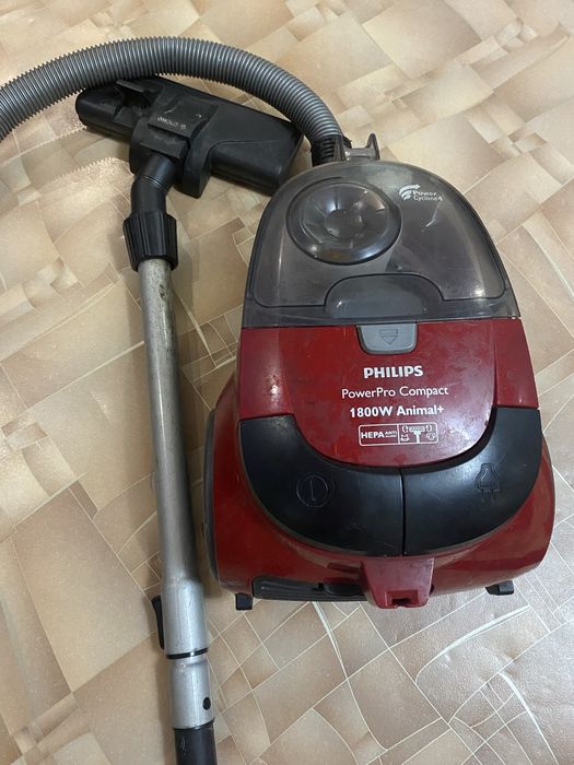 Пылесос philips продам состояние рабочий.