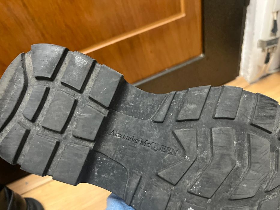 Vand ghete Alexander Mcqueen