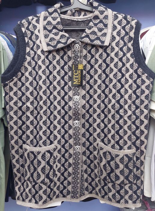 Безрукавка женская ангора