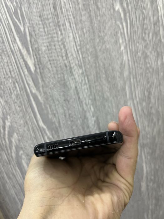 SAMSUNG S21 Ultura 256GB   .