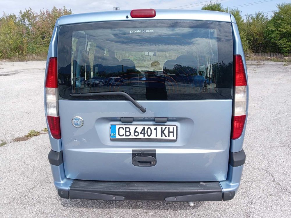 Продавам фият doblo