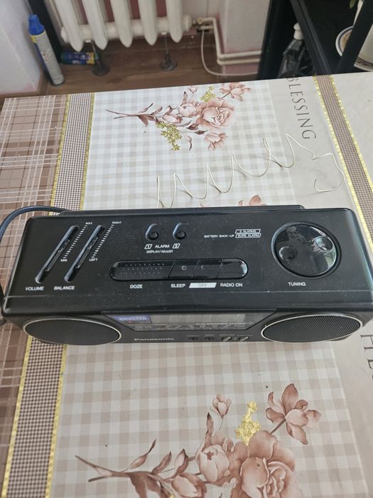 Radio cu ceas Panasonic