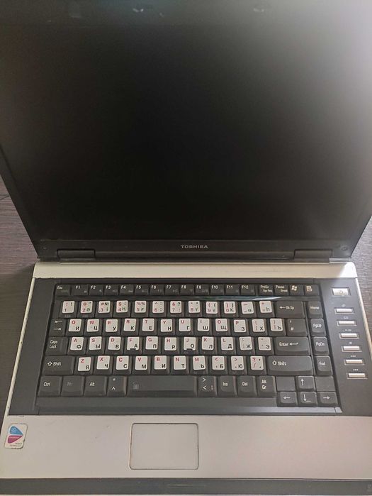 Ноутбук Toshiba Satellite M70-354