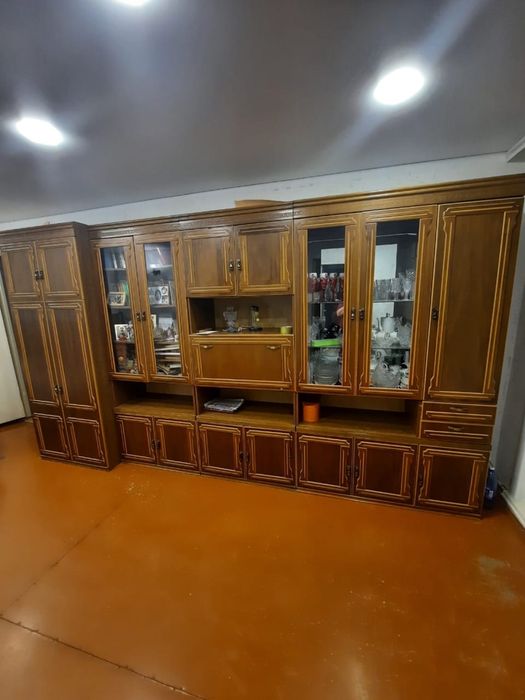 Продам стенку в хорошем состоянии