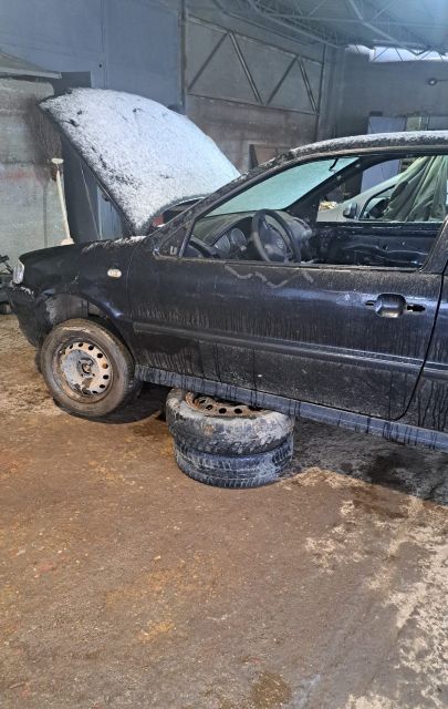 Capota motor Volkswagen VW Polo a 3-a generatie 6N (facelift)