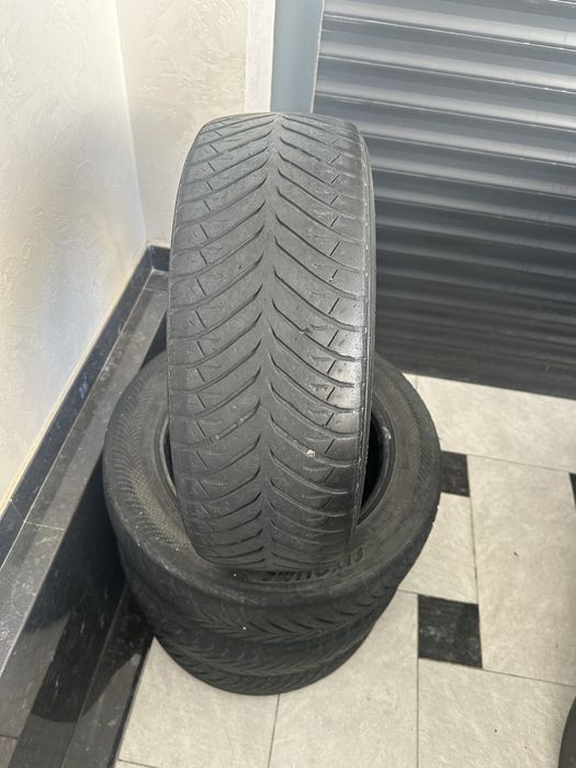 Auston balon 195/60/15.    R15