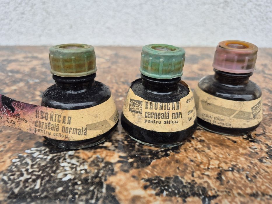 Vând 6 calimari cerneala  Albastru&Rosie Super & Hornicar negra& Mov