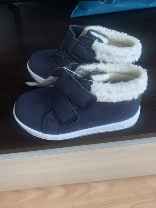 Ghetute noi cu eticheta nr 25