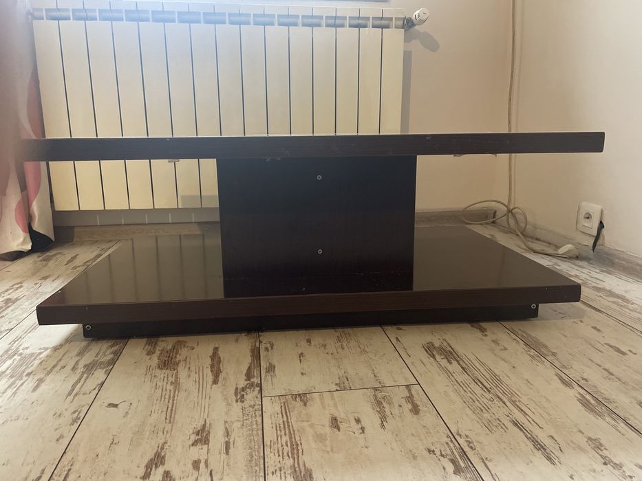 Donez masuta de cafea pt living din pal