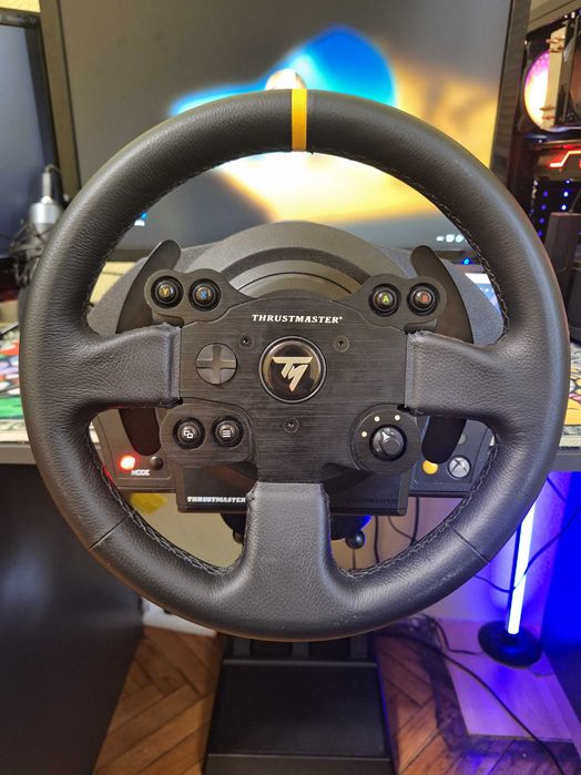 Волан Thrustmaster TX Racing Wheel Leather + Thrustmaster TH8S Shifter
