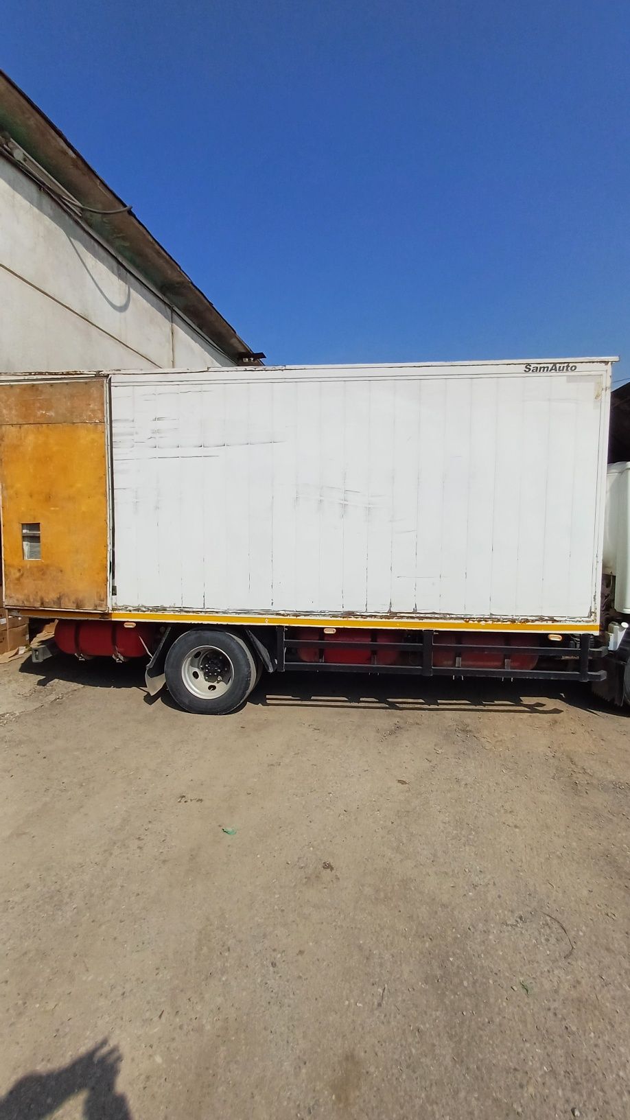 Продается Исузи 5 тонник