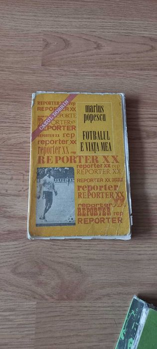 Carti de fotbal rare