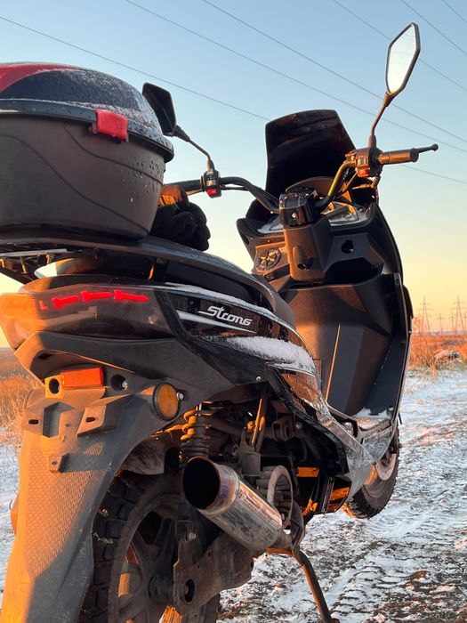 Продам скутер макси 175куб