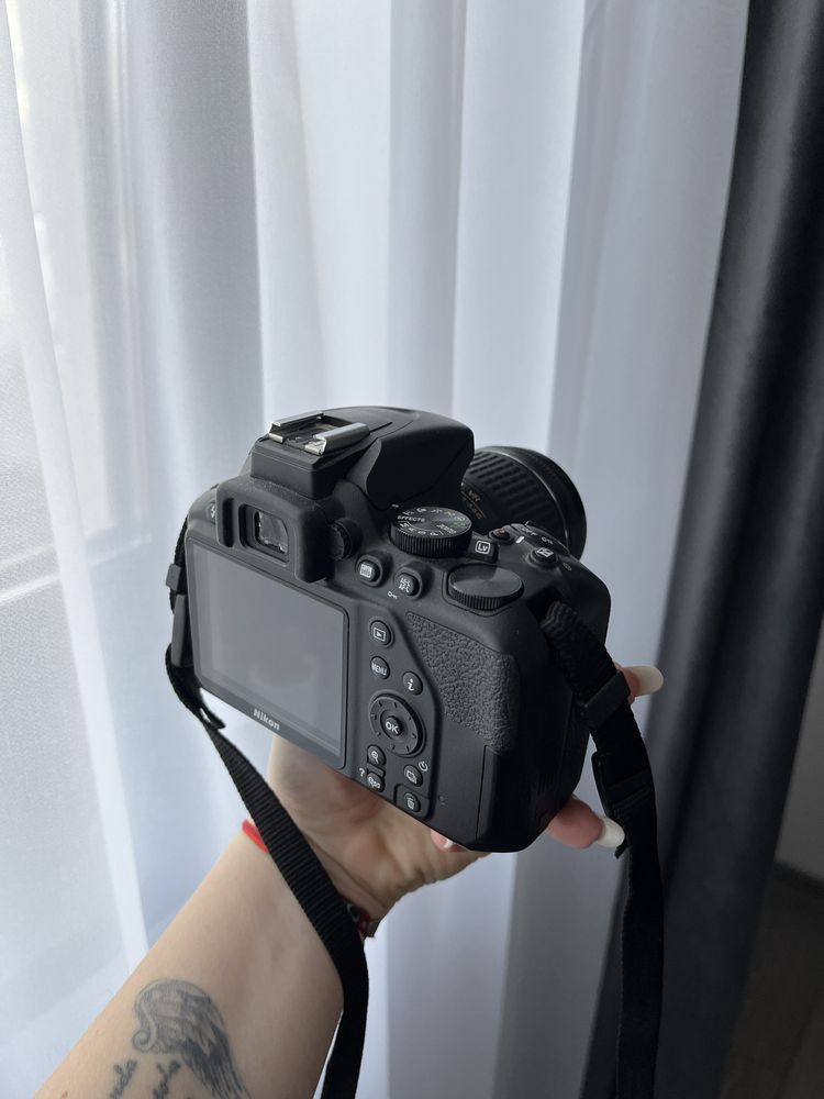 Vand Nikon 3500 DSLR