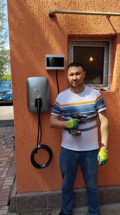 Монтаж/Установка зарядных станций для электромобилей Lixiang Zeekr BYD