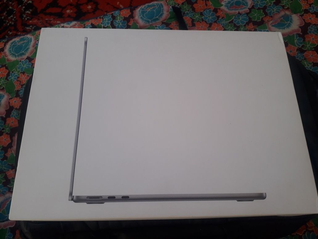Macbook Air M3 2024