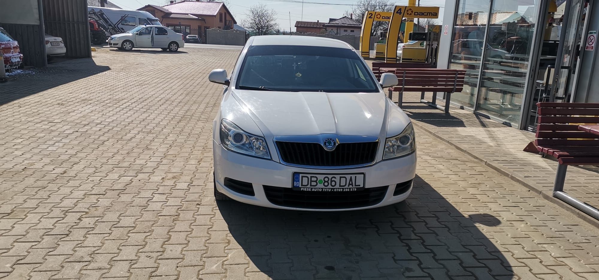 De vânzare Skoda octavia 2 facelift 1.4 mpi benzina