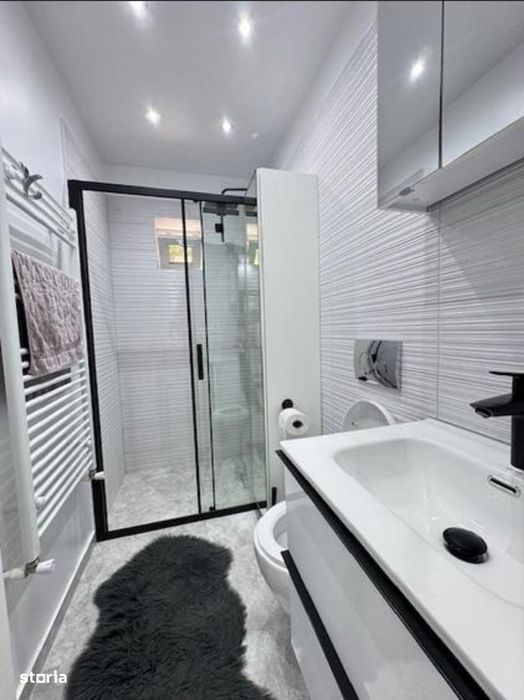 Valu Traian , casa mobilata lux , cu livada , foisor