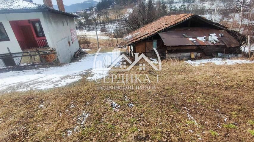 Продава се Парцел в Копривщица - 697 кв.м за 79 €/кв.м - Снимка #2