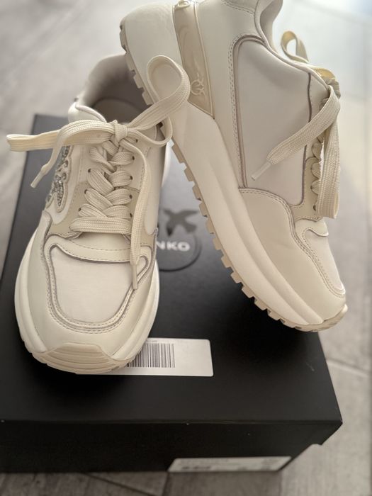 Pinko сникърси, с камъчета, 38р