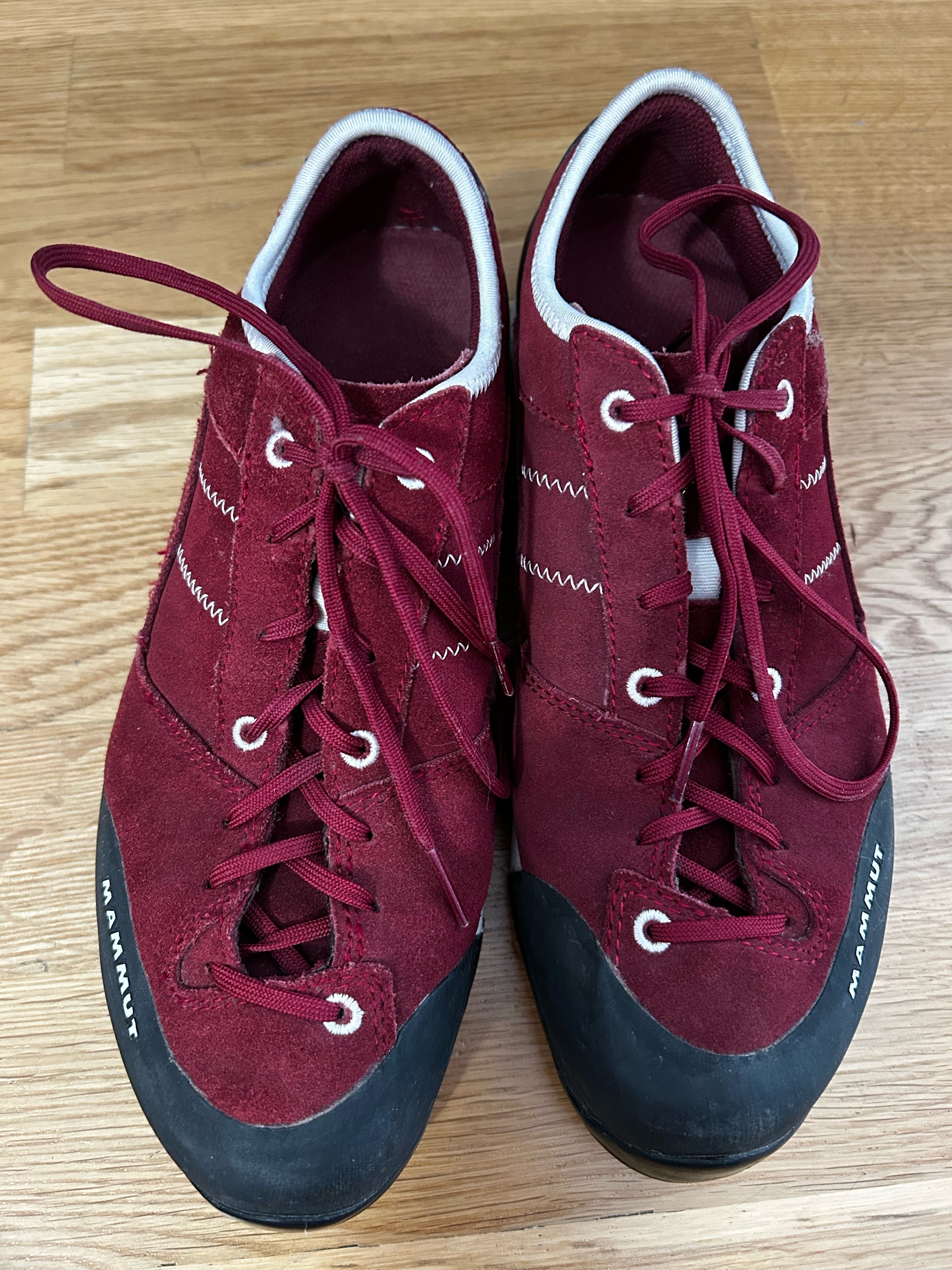 Incaltaminte Tracking Hiking MAMMUT 40 Piele Intoarsa