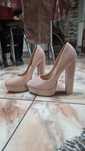 Pantofi cu toc si platforma nude
