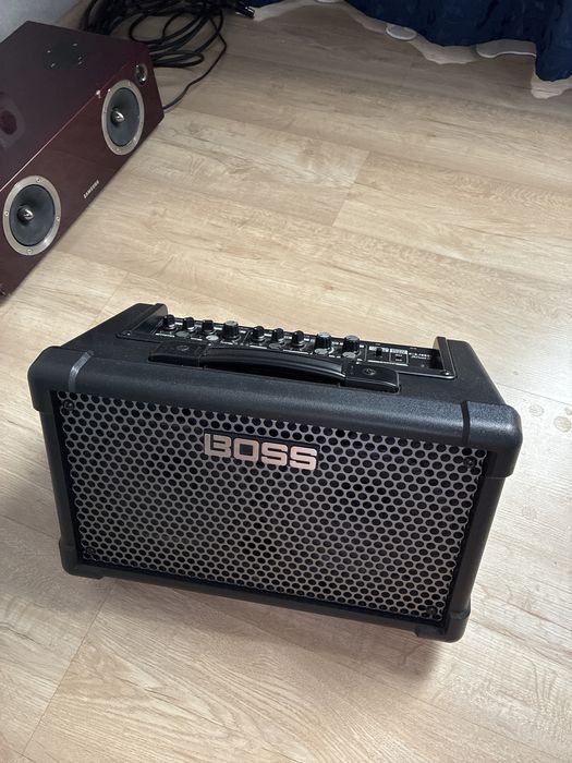 Roland Cube-ST2 BOSS