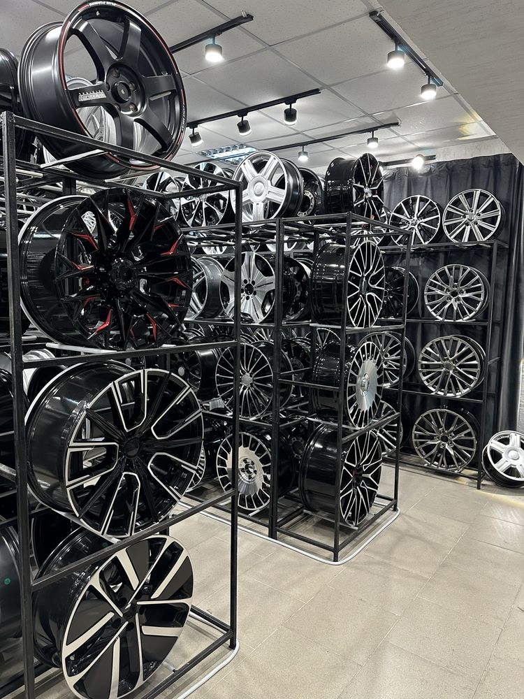 Продается комплект диск R15 4x100