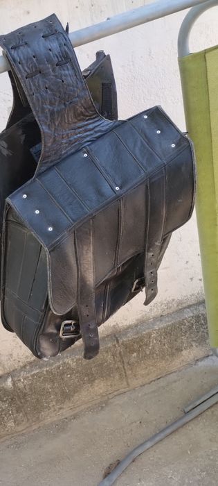 Дисаги за мотор, естествена кожа.