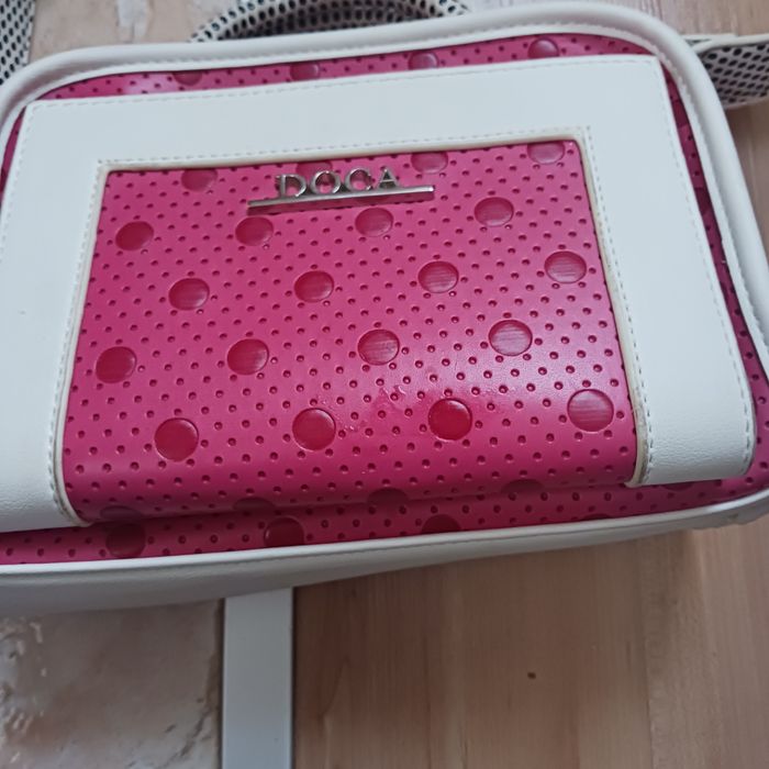 Продавам дамска чанта Doca
