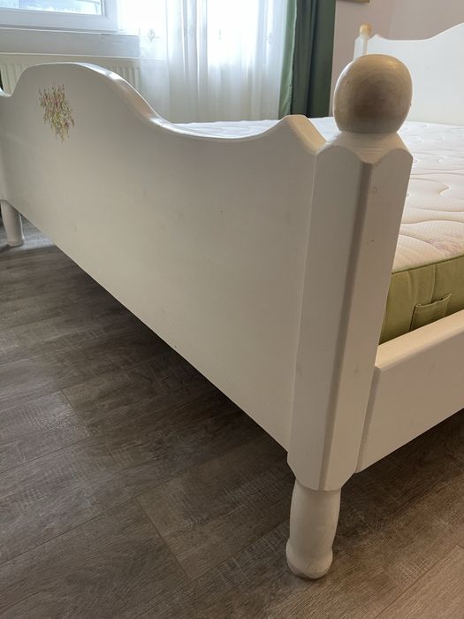 Pat matrimonial lemn masiv pictat 180/200 cm