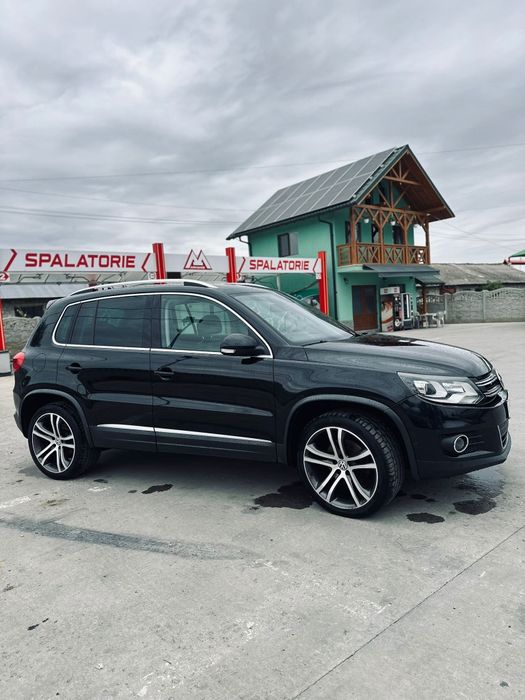 VW Tiguan Sport&Style 4x4 model R-Line