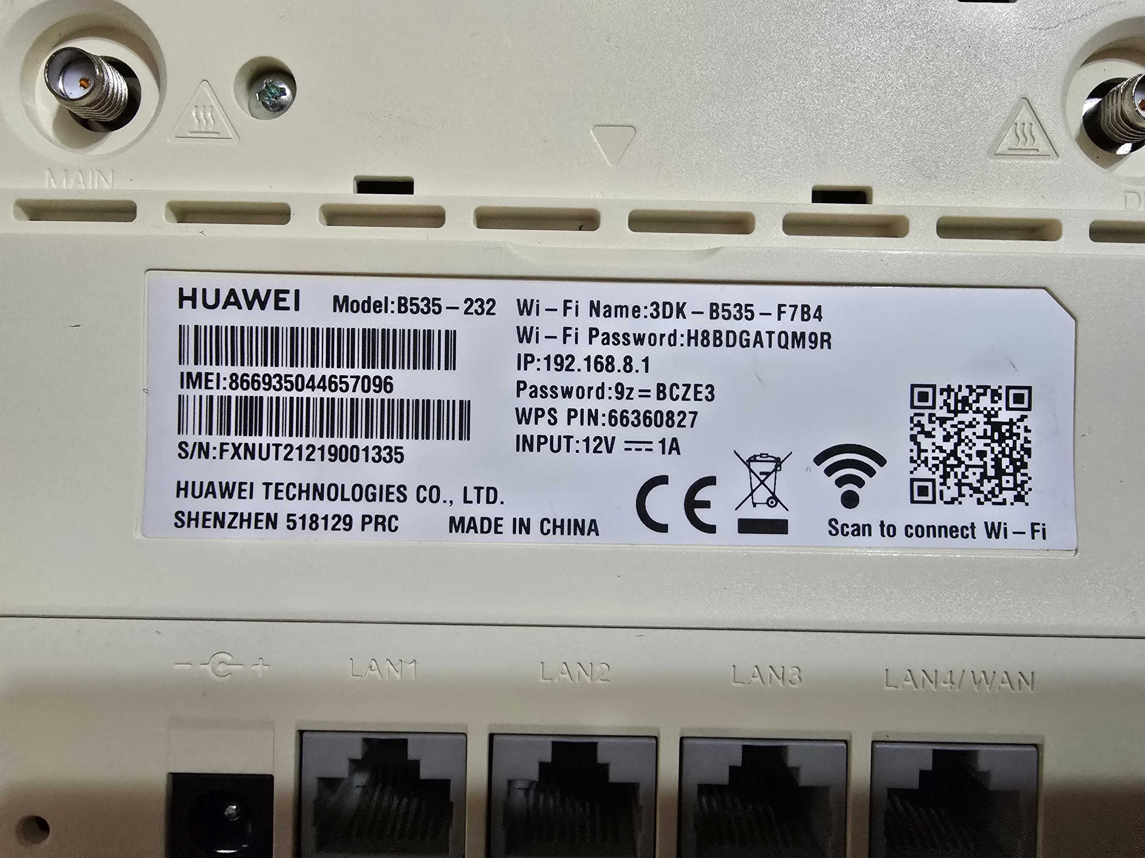 Router wireless cu slot SIM Huawei B535-232 4G+, WI-FI 2.4/5GHZ