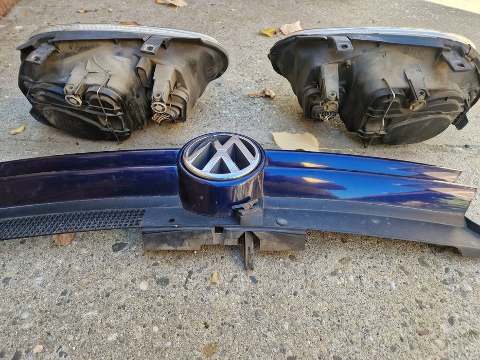 Vand injectoare ,faruri,stop-uri ,grila golf 4 1.9 ajm 116cp