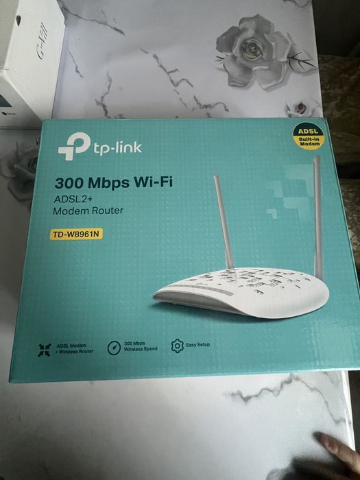 Продается модем роутер новый