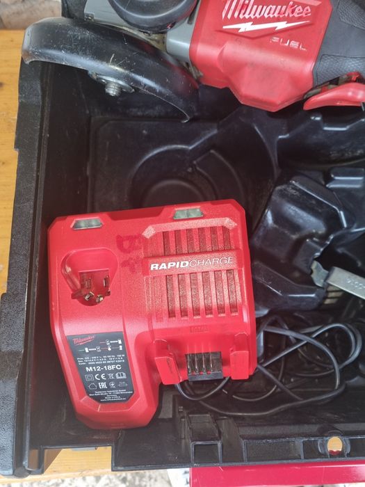 Flex milwaukee fhsag125xpdb baterie 5 5 ah,incarcator rapid.cutie