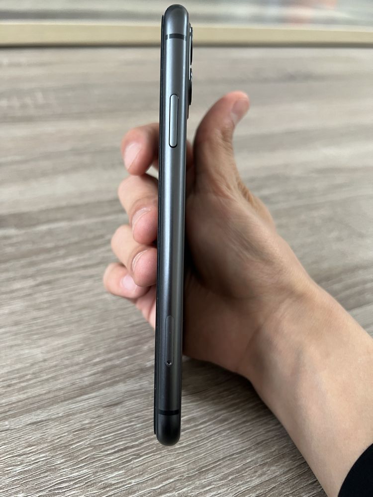 Iphone 11 black 64gb